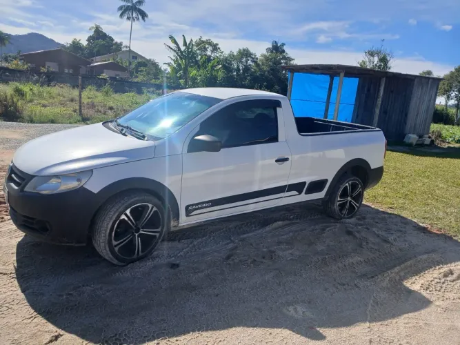 Volkswagen Saveiro 1.6 MI/ 1.6 MI Total Flex 8V (álcool) 2013
