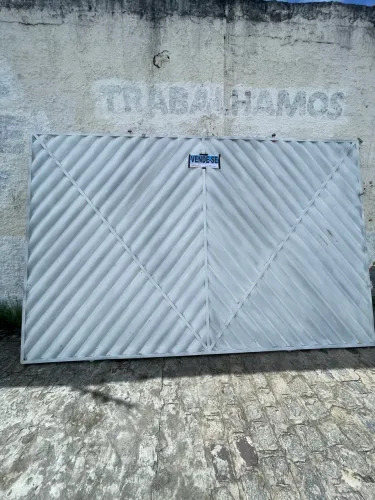 Vende-se portão novo, leia a descrição