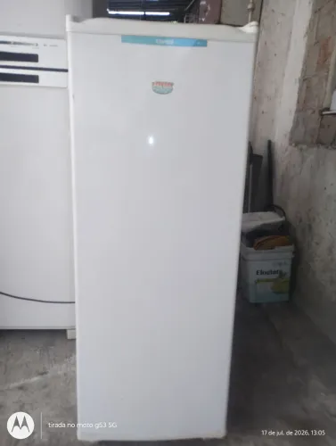 Freezer vertical Consul