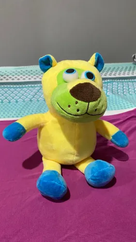 Pelúcia Ursinho Amarelo Divertido