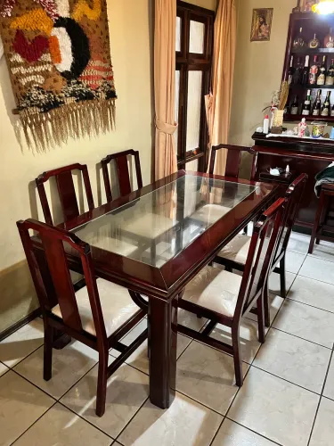 Sala de Jantar em Mogno
