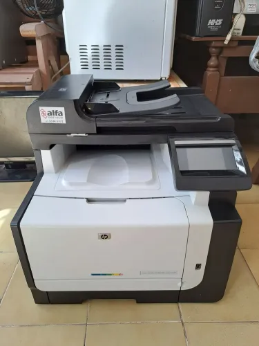 Impressora HP Laser Jet Pro CM1415FN color MFP (Defeito)
