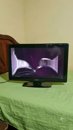 Vendo tv Philips para retirada de peças