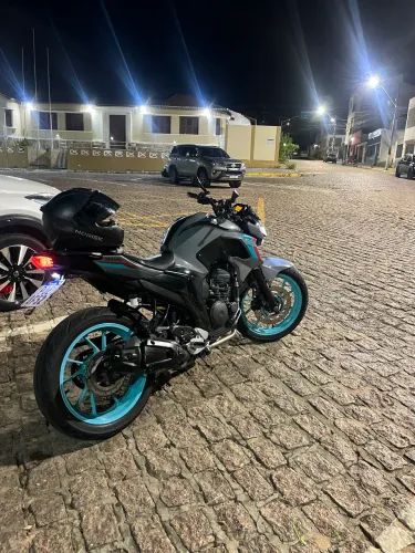 Vendo FZ25 2020 extra