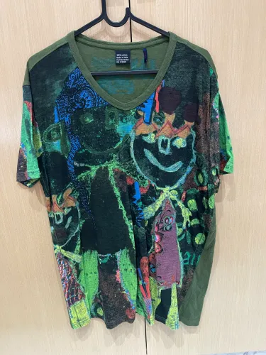 Camisa da marca Desigual