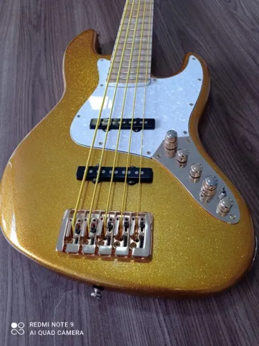 Baixo Swing Bass Deluxe 5 Sparkle Gold