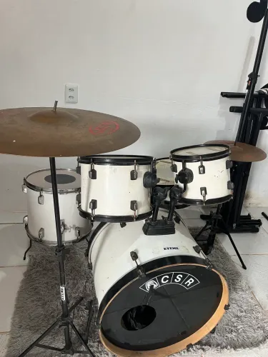 Bateria acústica completa