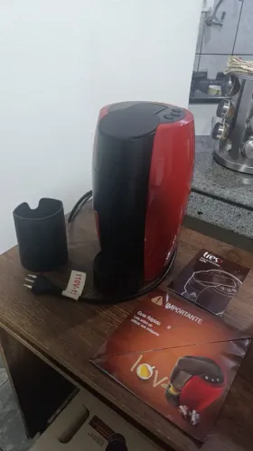 Cafeteira LOV 3 Corações ? Quase nova