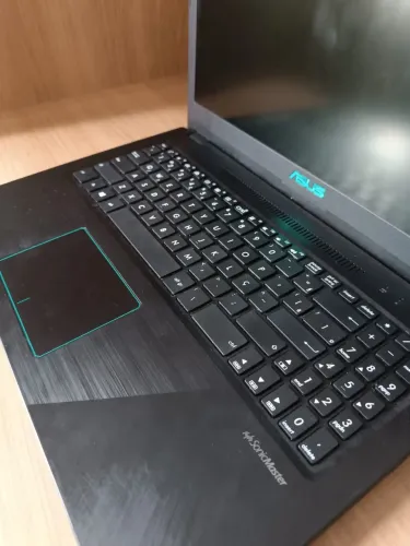 Notebook Gamer ASUS F570ZD | Ryzen 5 + GTX 1050 4GB | SSD 1TB