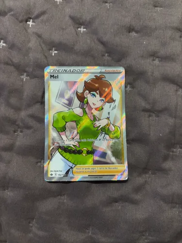 Carta pokemon treinadora Mel