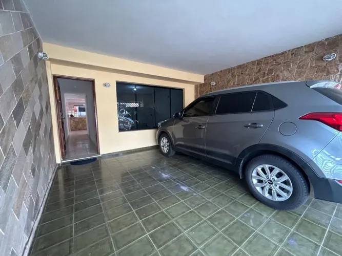Sobrado com 03 dormitórios para locação, 149 m² no bairro Vila Scarpelli - Santo André/SP