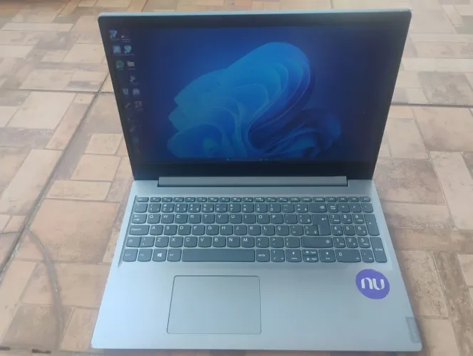 Vendo noootbok Lenovo AMD Ryzen 7 3700u