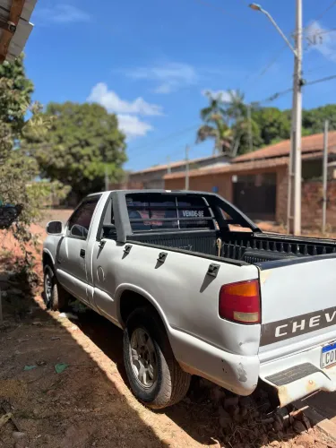 Chevrolet S10 Pick-up Std. 2.2 MPFI / EFI 1998