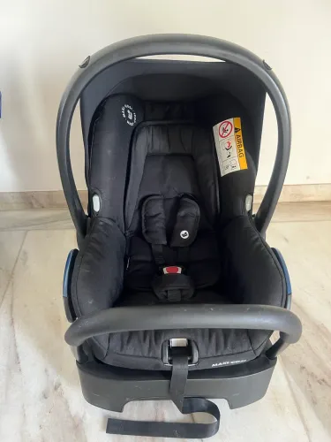 Bebê conforto Maxi-Cosi com base