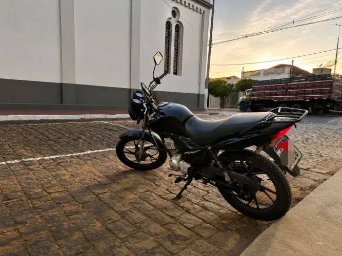 Honda CG 125 Fan ES 2009 - Partida Elétrica - Excelente Estado