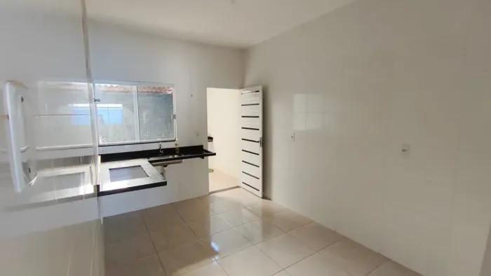 Alugo Casa C/ 2 Quartos e 2 Banheiros, em Formosa