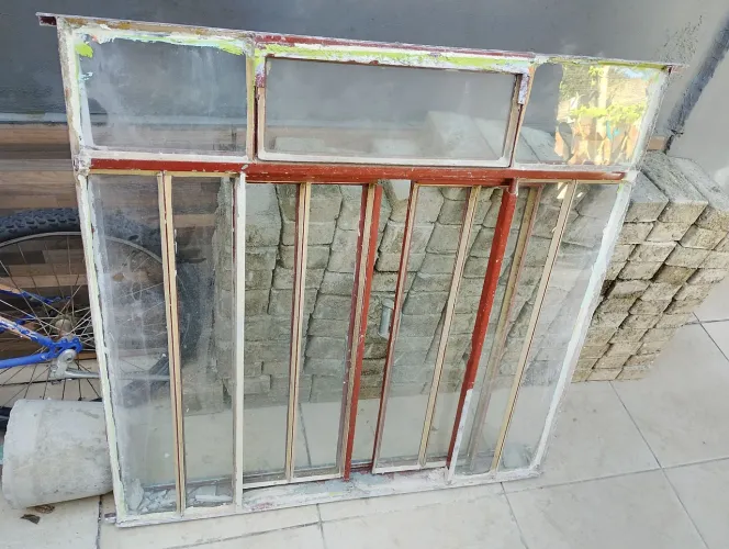 Vitro 1 x 1 com todos os vidros