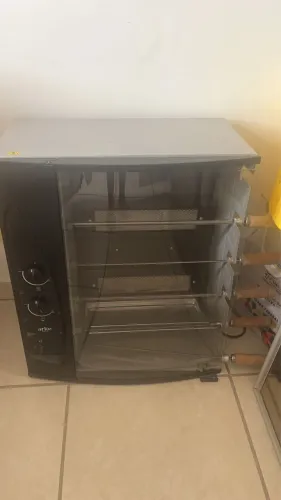 Churrasqueira a Gás Arke Com 5 Espetos Rotativa Acendimento Automático Assador GLP