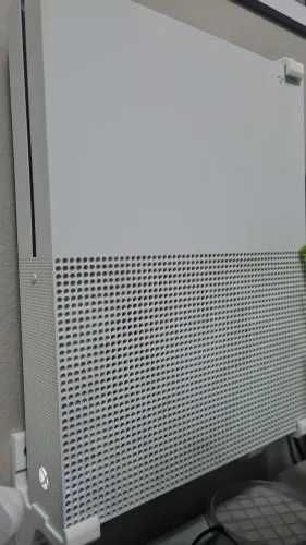VENDO XBOX ONE S 1TB