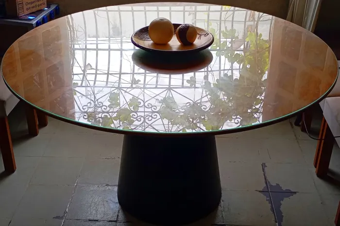 PRA VENDER LOGO: Mesa GRANDE com tampo de vidro TEMPERADO PLANEJADO