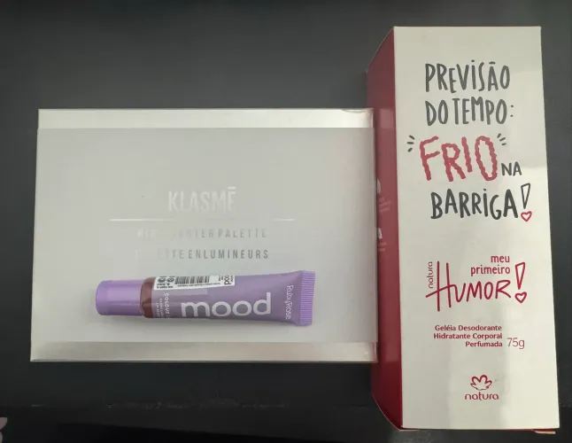 ? Kit feminino ? maquiagem e cuidados pessoais ?