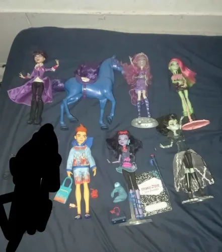 lot monster high