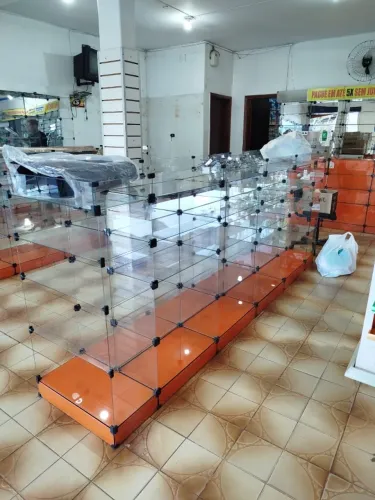 Plateleiras vidro para farmacia 