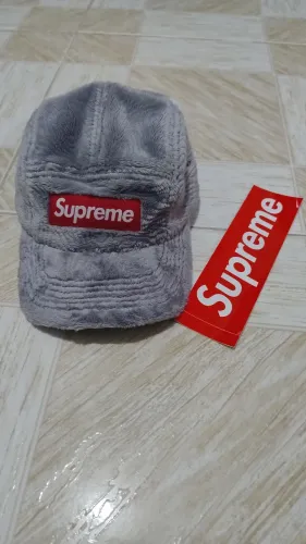 Boné supreme fleece five panel novo único no Brasil 