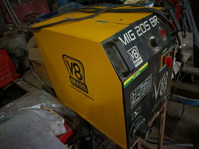 Máquina de solda mig v8