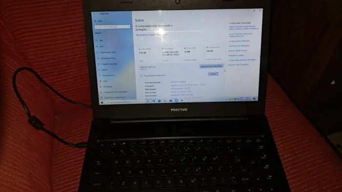 Vendo Notebook positivo Intel celeron usado