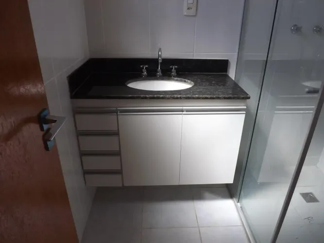 Casa geminada à venda, 3 quartos, 1 suíte, 2 vagas, Serrano - Belo Horizonte/MG