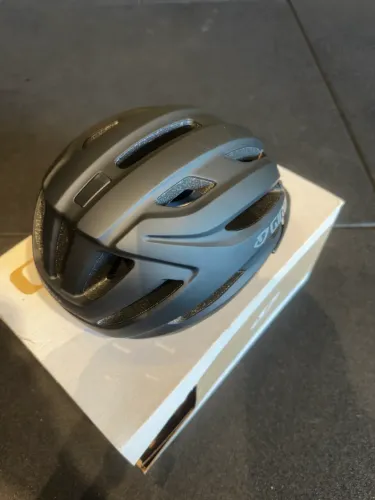 Capacete giro register mips ll