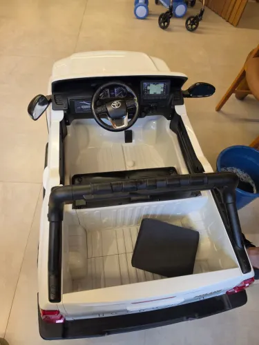 Mini Carro elétrico infantil Toyota Tundra Hilux 12 v Branco