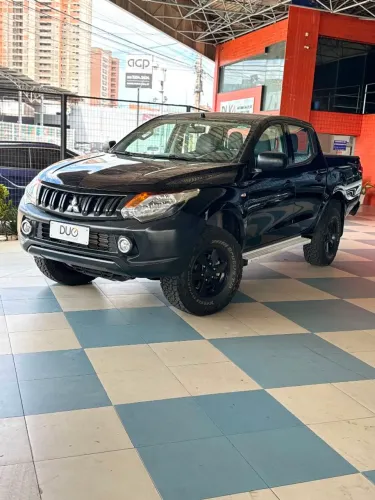 Mitsubishi L200 Triton Sport Outd. GLX 2.4 4X4 Mec. 2020