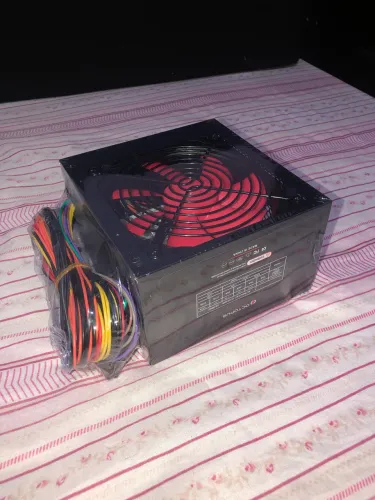 Fonte Gamer ATX 500W Preta (NOVA)