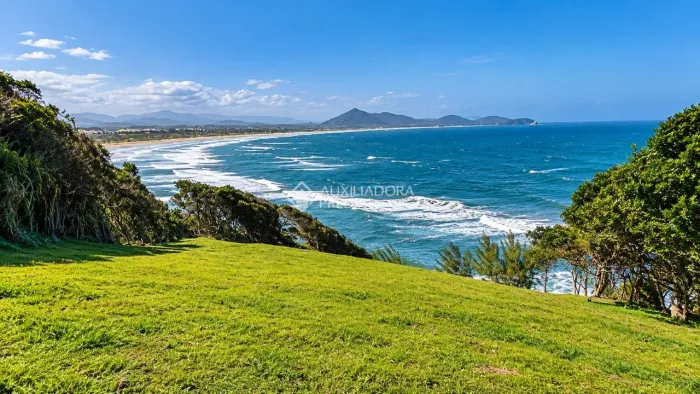 TERRENO COM 5.845 M² E VISTA PARA O MAR - RIBANCEIRA, IMBITUBA/SC