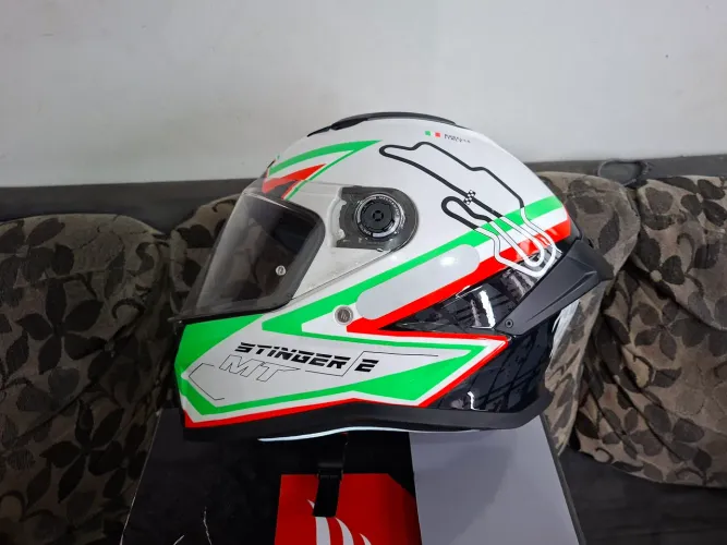 Vendo capacete MT ST2 ITALIA pouco usado,estado novo