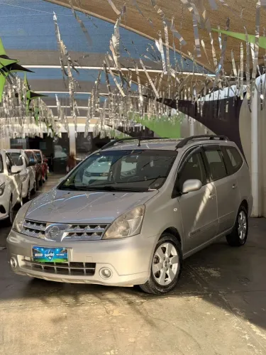 Nissan Livina Grand S 1.8 16V Flex Fuel Aut. 2012