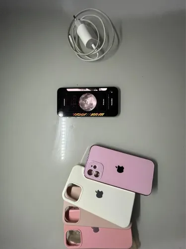 iPhone 12