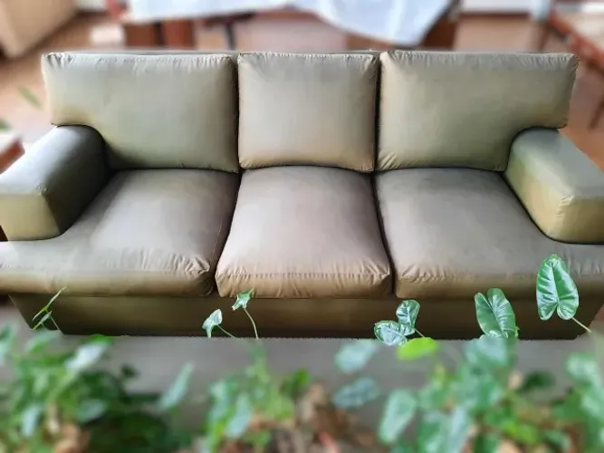 conjunto de sofás com 2 e 3 lugares - usado em ótimo estado