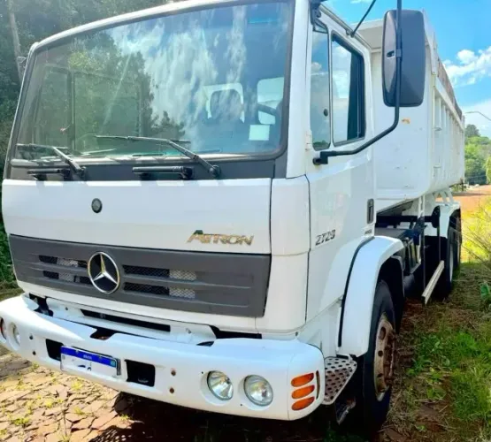 CAMINHÃO BASCULANTE M.BENZ ATRON 2729 k 6X4 2014
