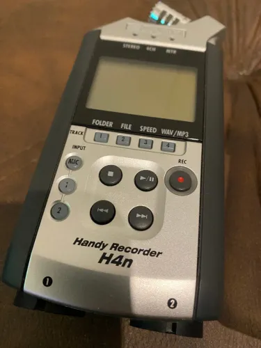 Zoom H4N