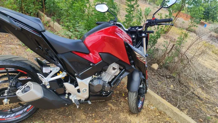 Vendo e troco cb 300