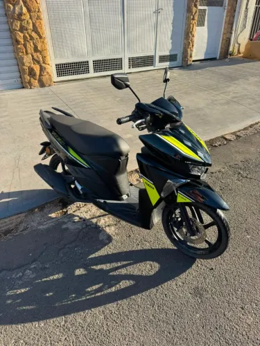Yahama Neo 125 2024/25, scooter automática
