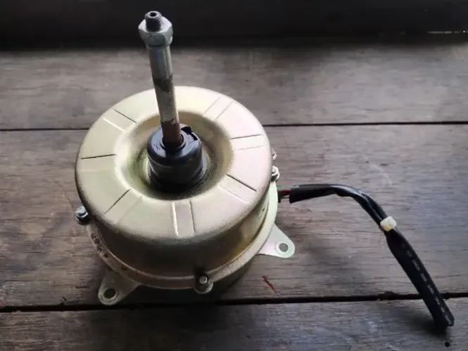 Motor p/ ar condicionado Split 30W 220v 60Hz Usado bom estado