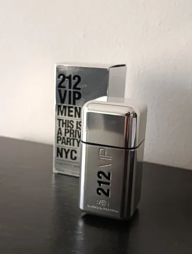 Perfume 212 VIP Men 50 ml