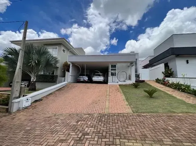 Casa à Venda no Condomínio Reserva dos Vinhedos em Louveira, no bairro Capivari.
