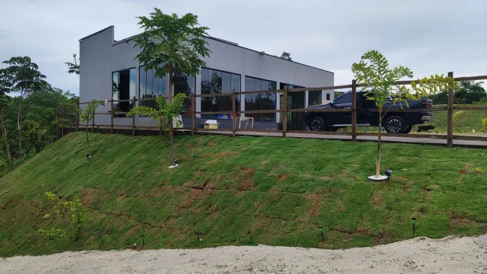 Excelente Chácara dentro da cidade com Acesso a Água