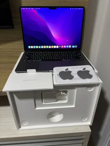 Macbook Apple
