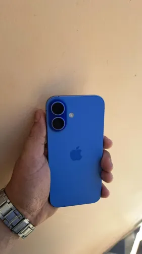 iPhone 16- 4 mil